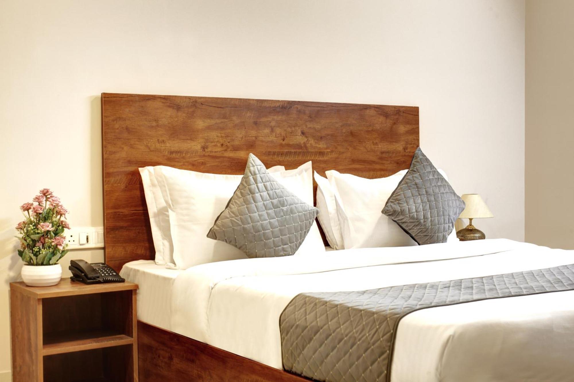 Limewood Stay - Executive Huda City Center Γκουργκάον Εξωτερικό φωτογραφία