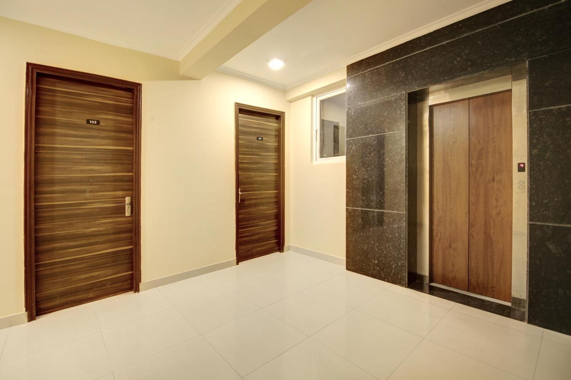 Limewood Stay - Executive Huda City Center Γκουργκάον Εξωτερικό φωτογραφία